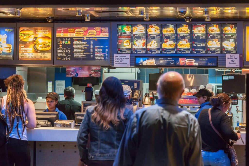 What Time Does McDonald's Stop Serving Breakfast? Transition to Lunch Menu